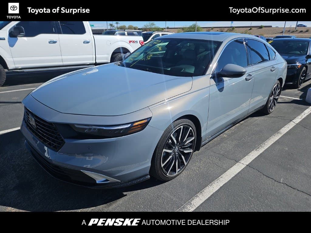 2026 Honda Accord Hybrid Touring — photo 1 of 5