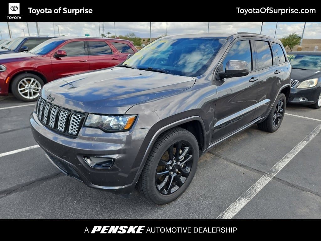 2021 Jeep Grand Cherokee Laredo X — photo 1 of 5