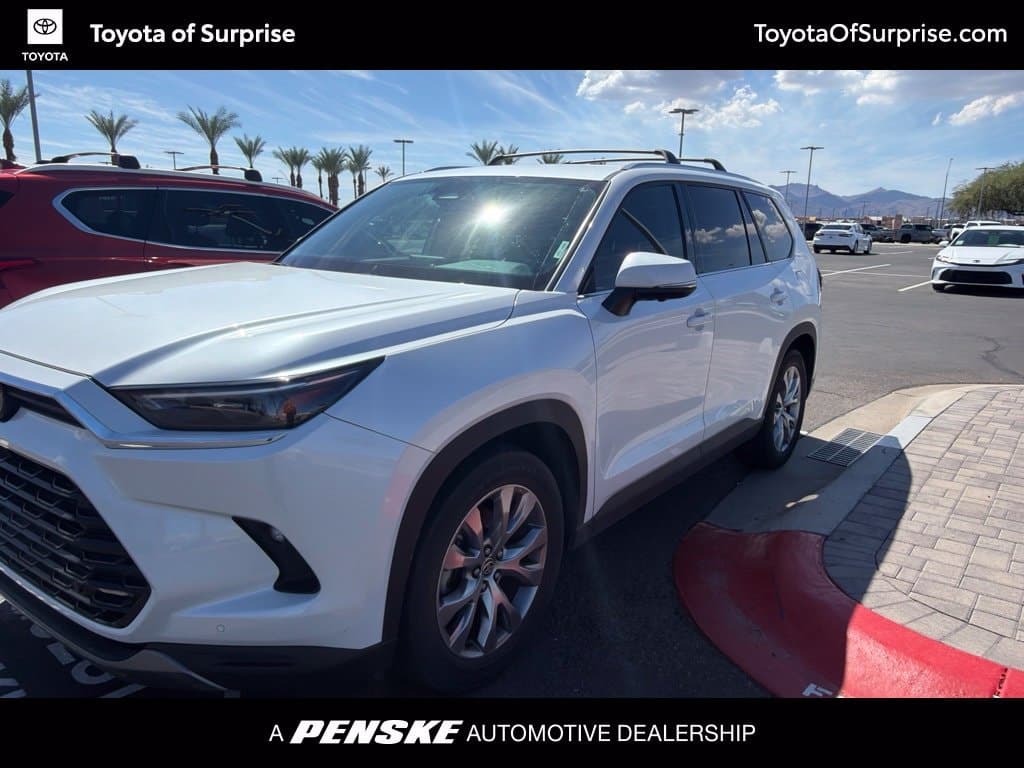 2024 Toyota Grand Highlander Limited — photo 1 of 12