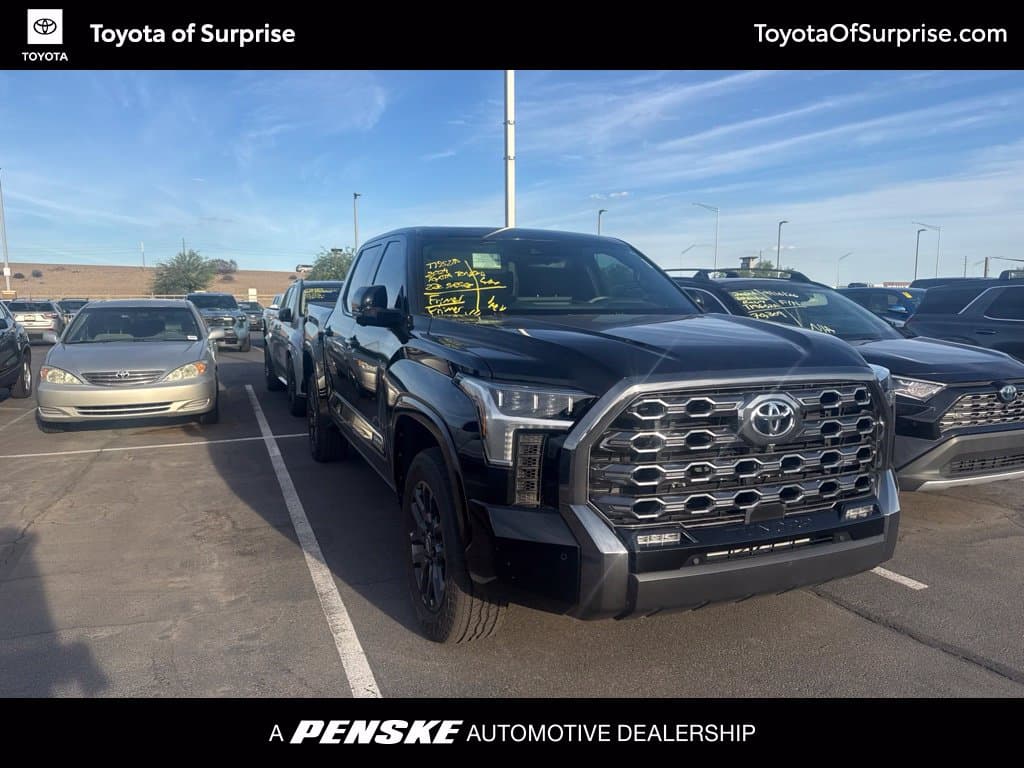 2024 Toyota Tundra 4WD Platinum — photo 1 of 11