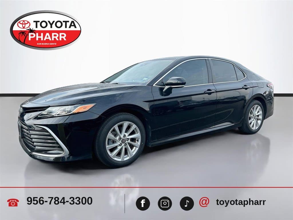 2021 Toyota Camry LE — photo 1 of 2