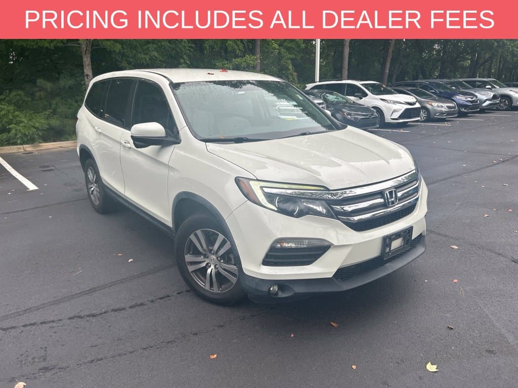 2017 Honda Pilot EX — photo 1 of 13