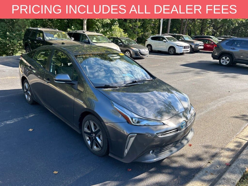 2022 Toyota Prius Limited — photo 1 of 14