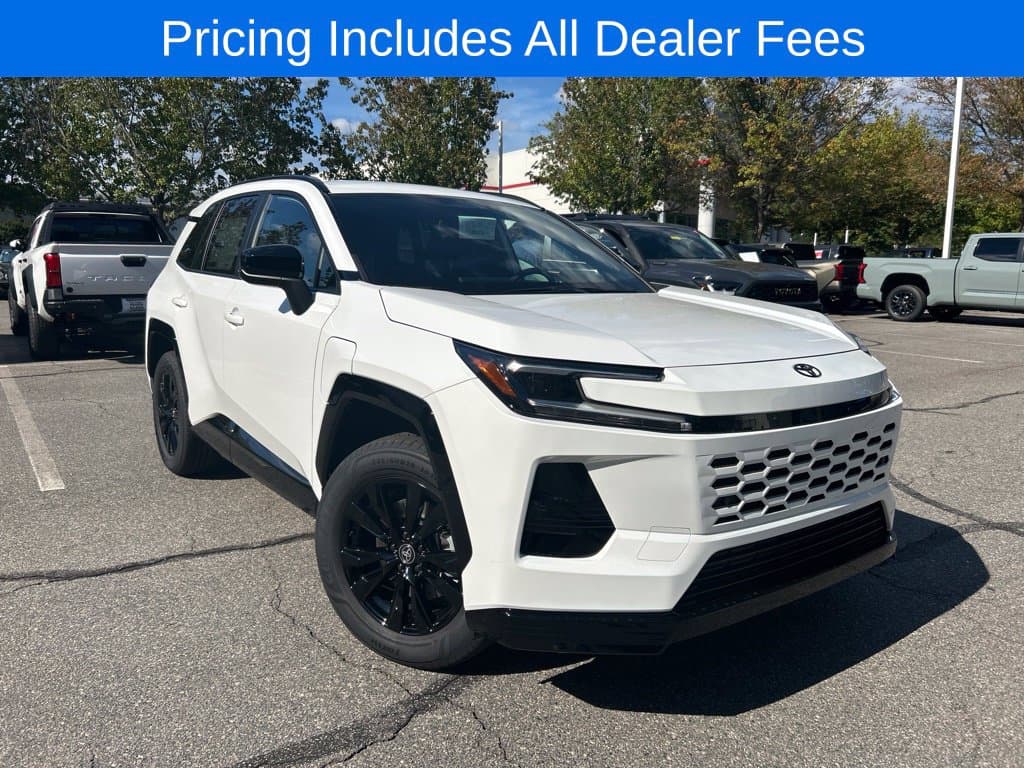 2026 Toyota RAV4 Plug-In Hybrid SE — photo 1 of 49