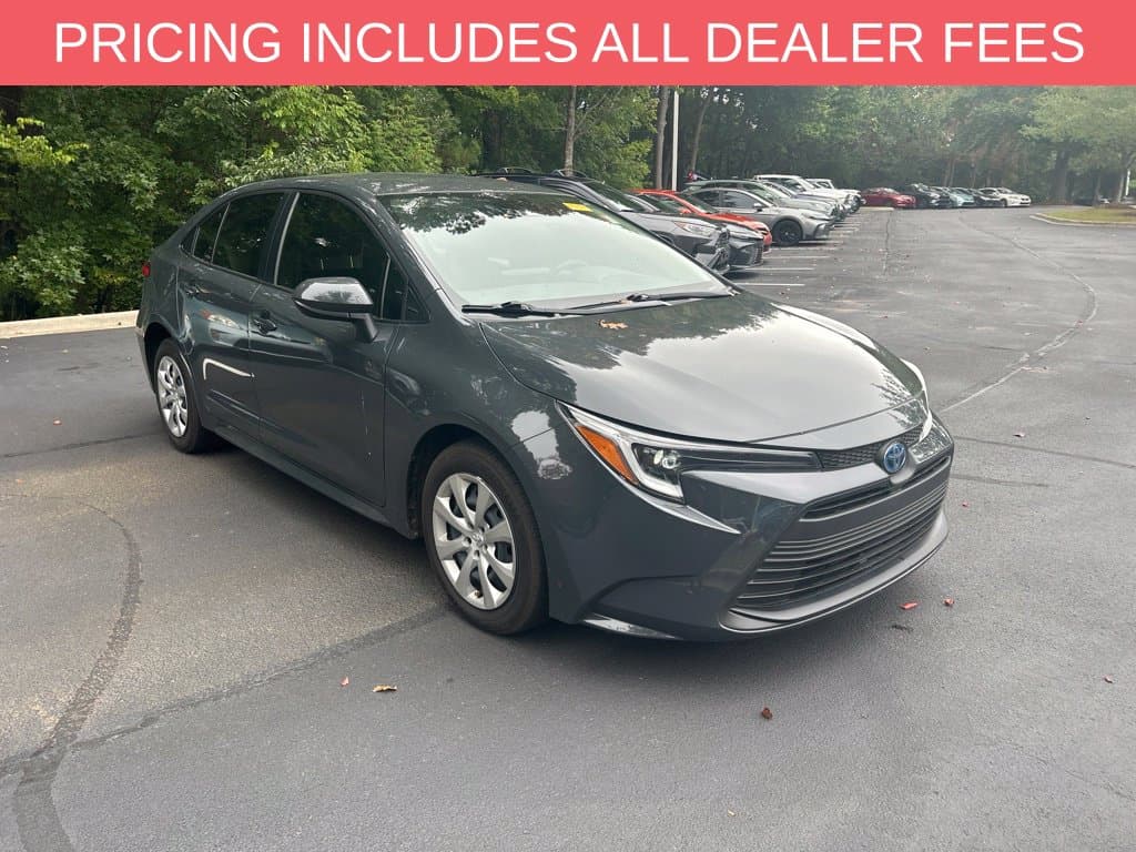 2025 Toyota Corolla Hybrid LE — photo 1 of 16