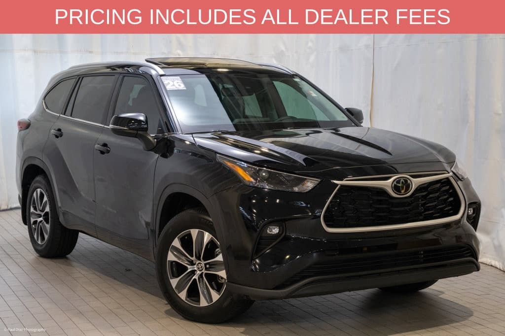 2026 Toyota Highlander XLE — photo 1 of 23