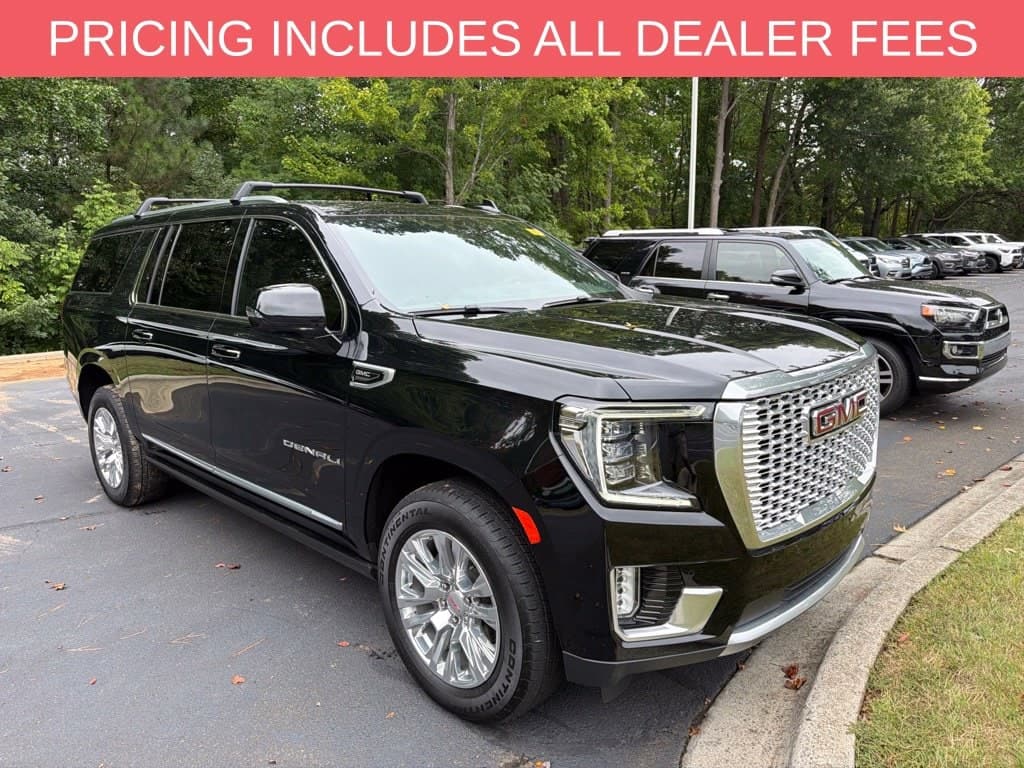 2024 GMC Yukon XL Denali — photo 1 of 17