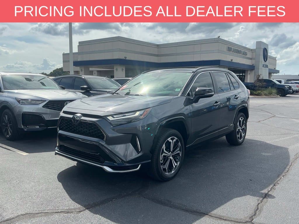 2025 Toyota RAV4 Plug-In Hybrid XSE — photo 1 of 22