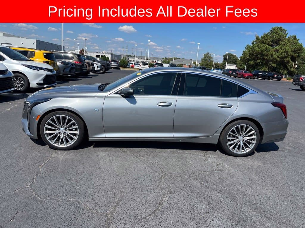 2025 Cadillac CT5 Premium Luxury — photo 1 of 29