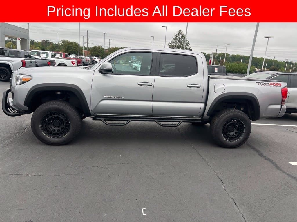 2016 Toyota Tacoma TRD Off Road — photo 1 of 19