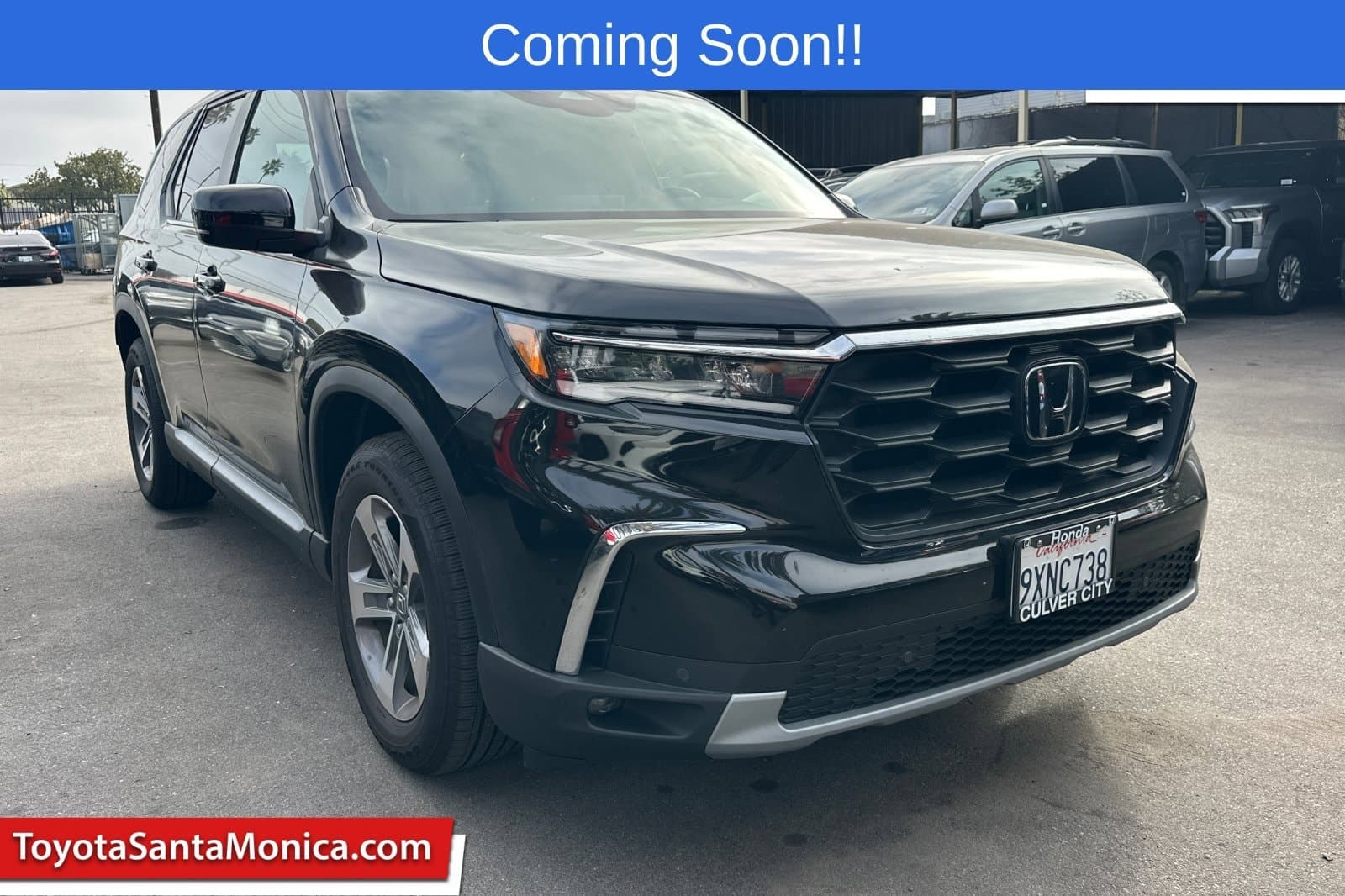 2025 Honda Pilot EX-L — photo 1 of 9