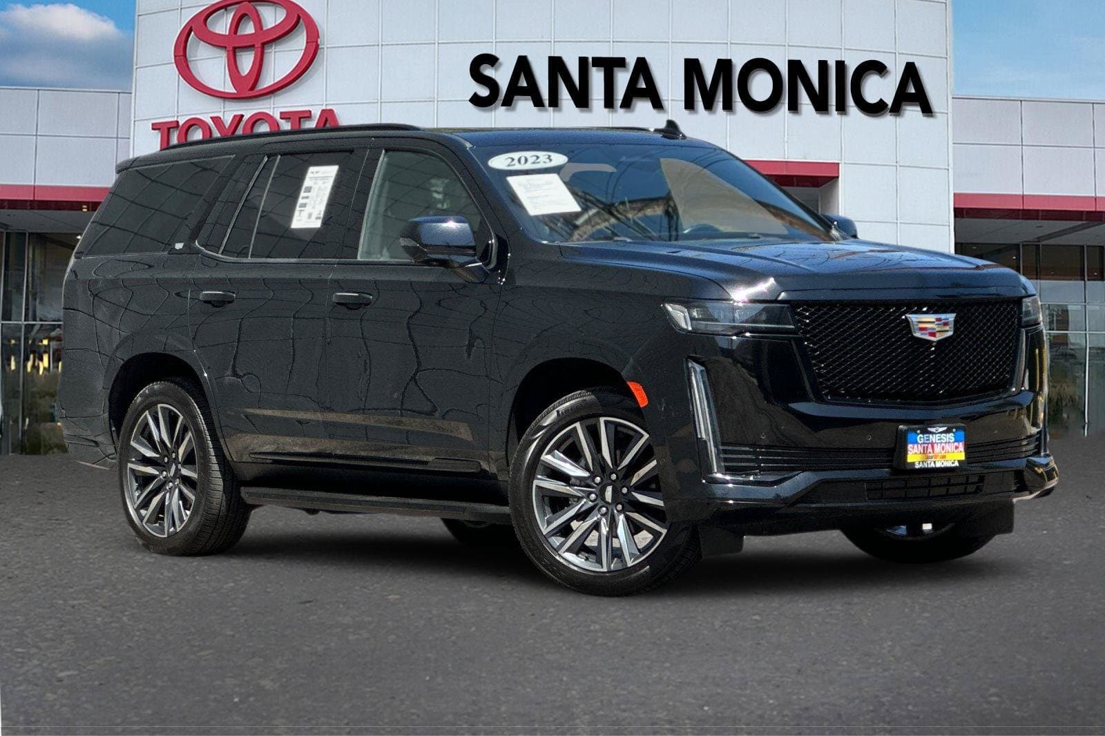 2023 Cadillac Escalade 4WD Sport — photo 1 of 45