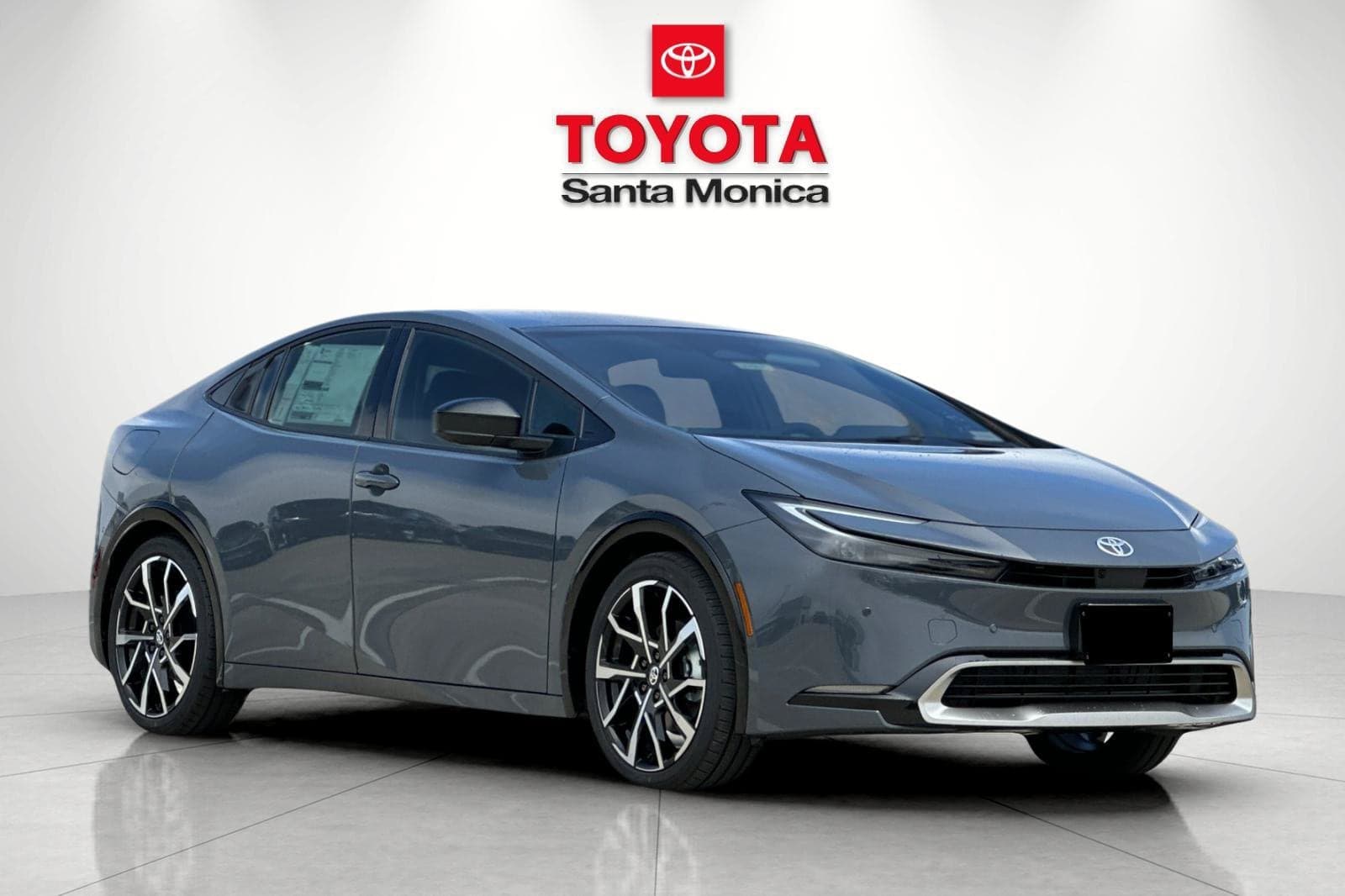 2027 Toyota Prius Plug-In Hybrid XSE Premium — photo 1 of 58