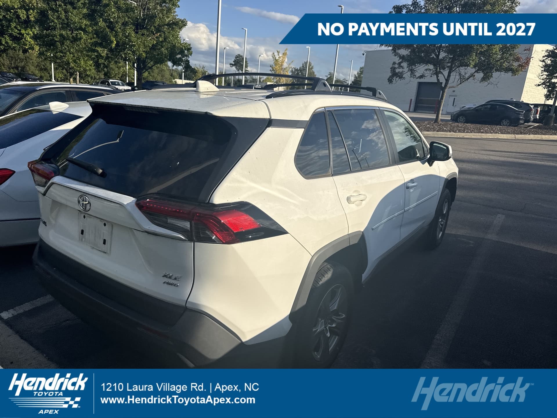 2024 Toyota RAV4 XLE — photo 1 of 2