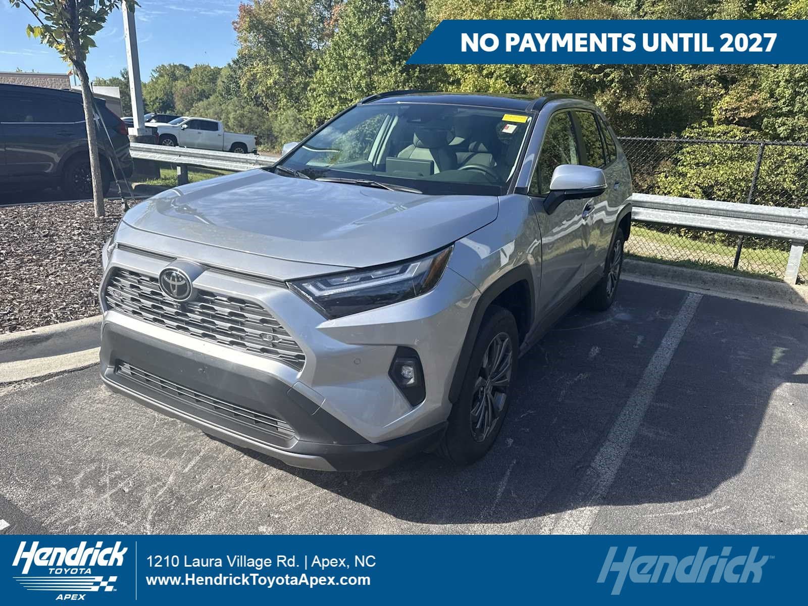 2025 Toyota RAV4 Hybrid Limited — photo 1 of 12