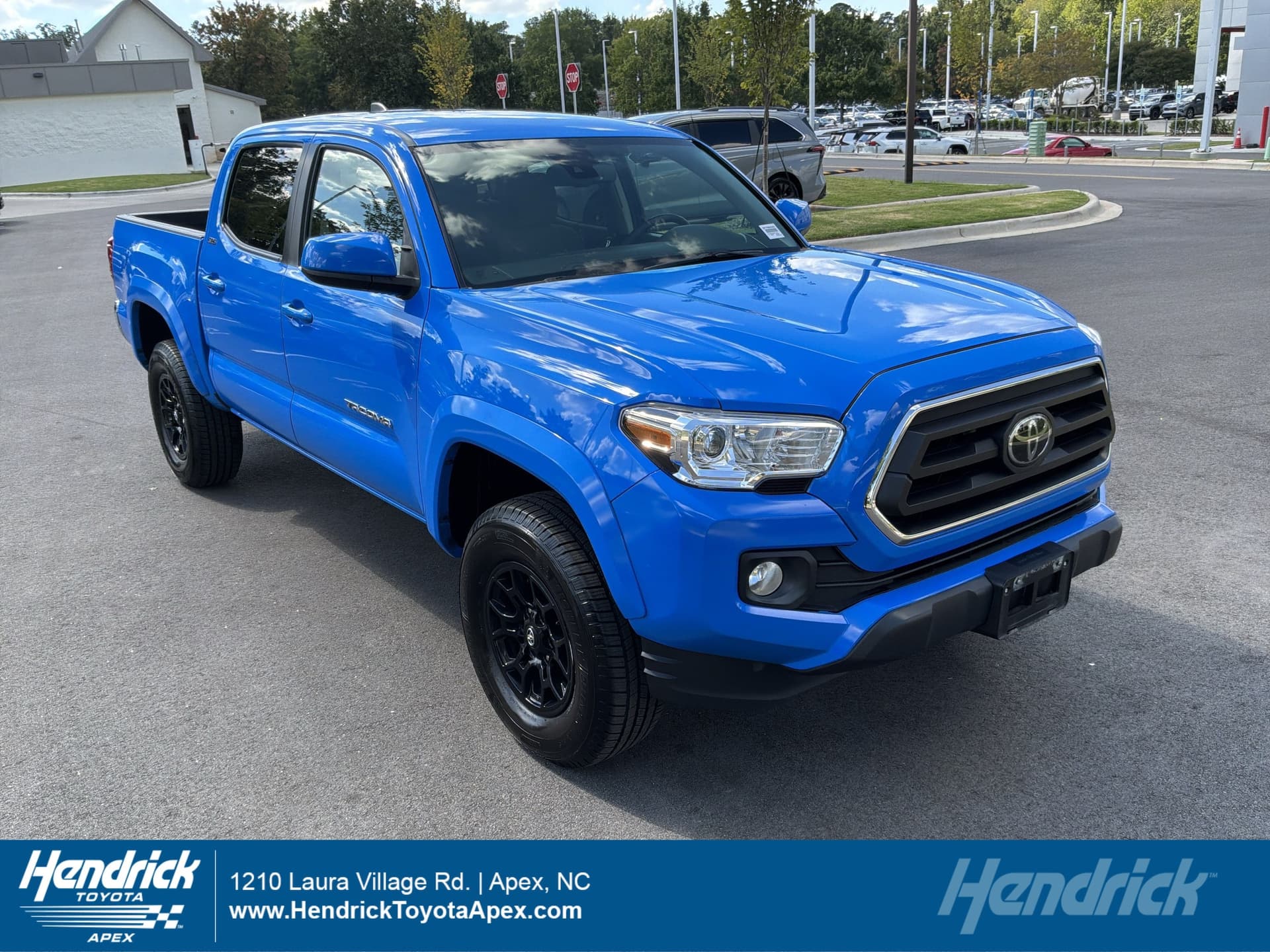 2021 Toyota Tacoma 2WD SR5 — photo 1 of 36