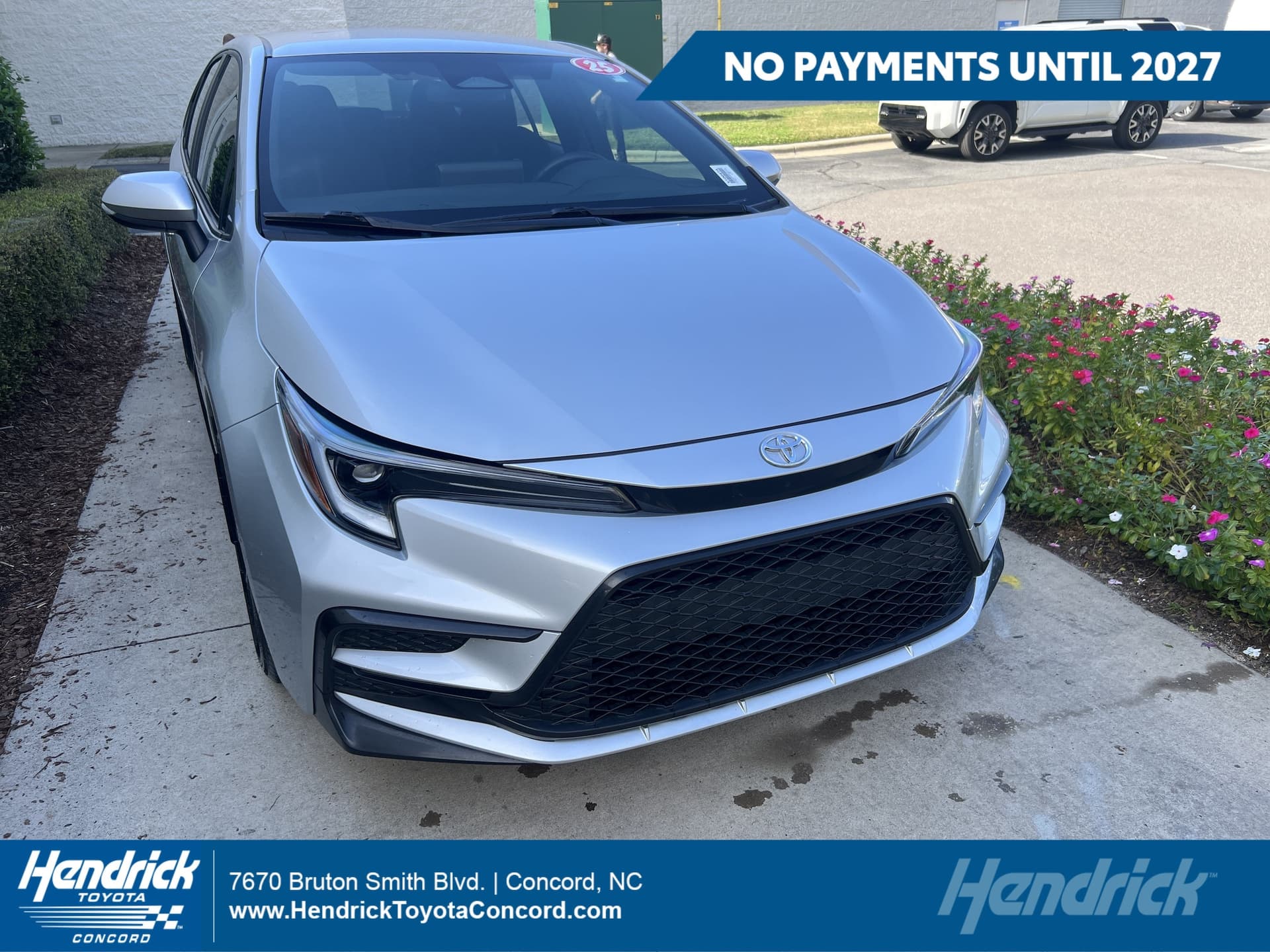 2025 Toyota Corolla SE — photo 1 of 35