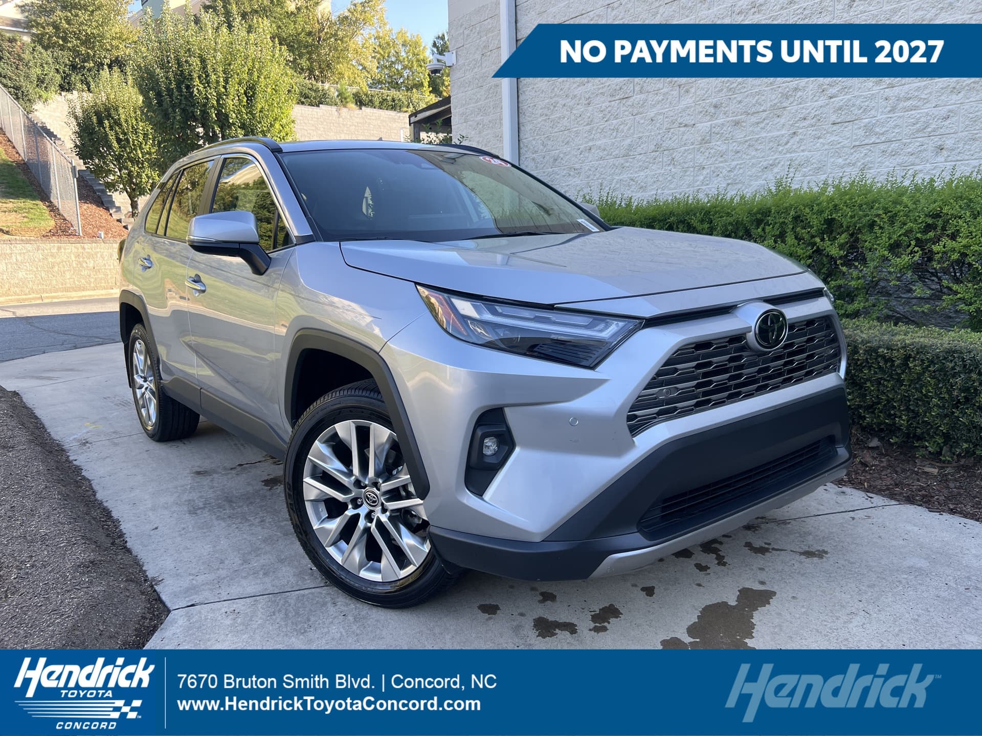 2024 Toyota RAV4 Limited — photo 1 of 36