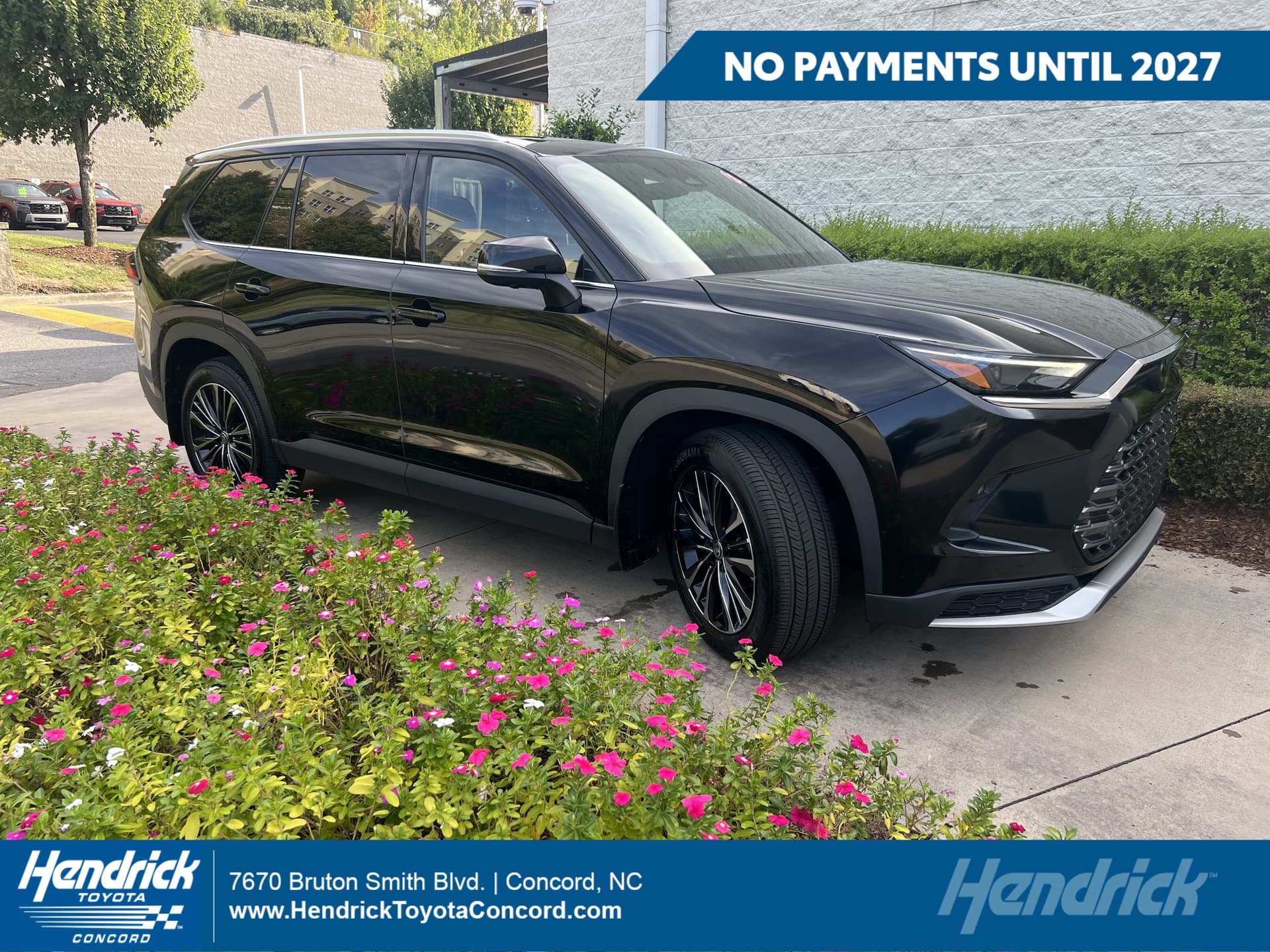 2025 Toyota Grand Highlander Hybrid MAX Platinum — photo 1 of 37