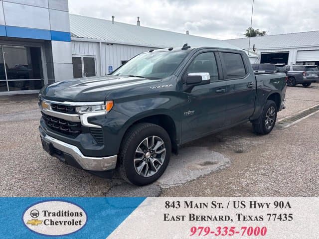 2025 Chevrolet Silverado 1500 LT — photo 1 of 11