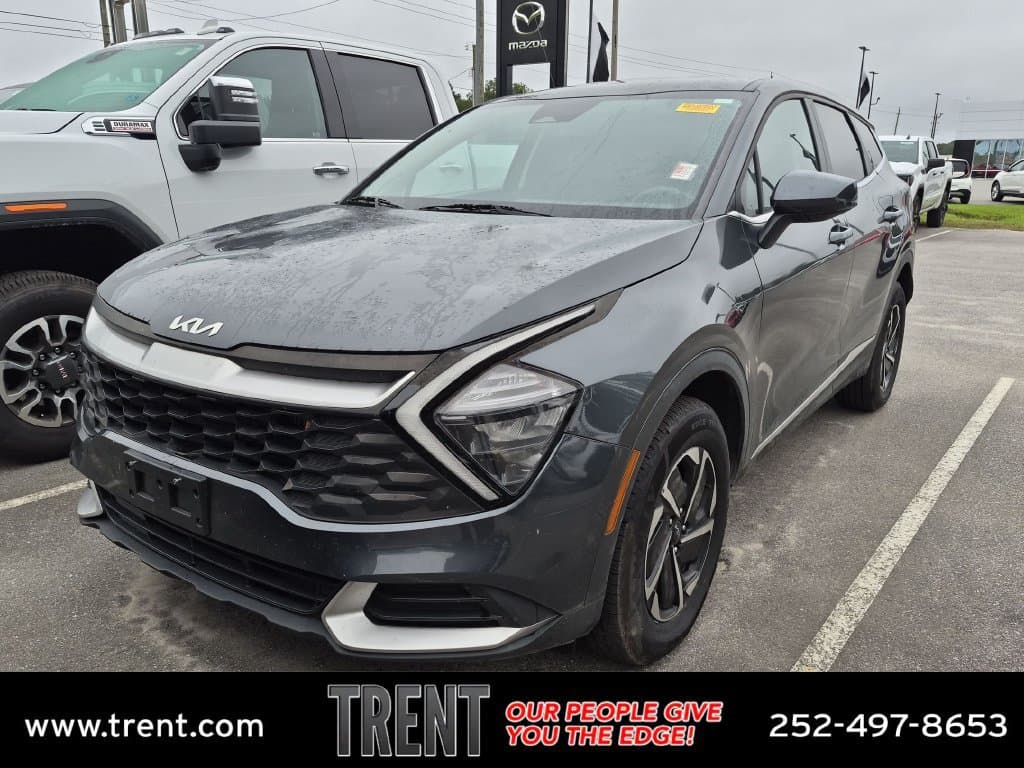 2023 Kia Sportage Hybrid LX — photo 1 of 15