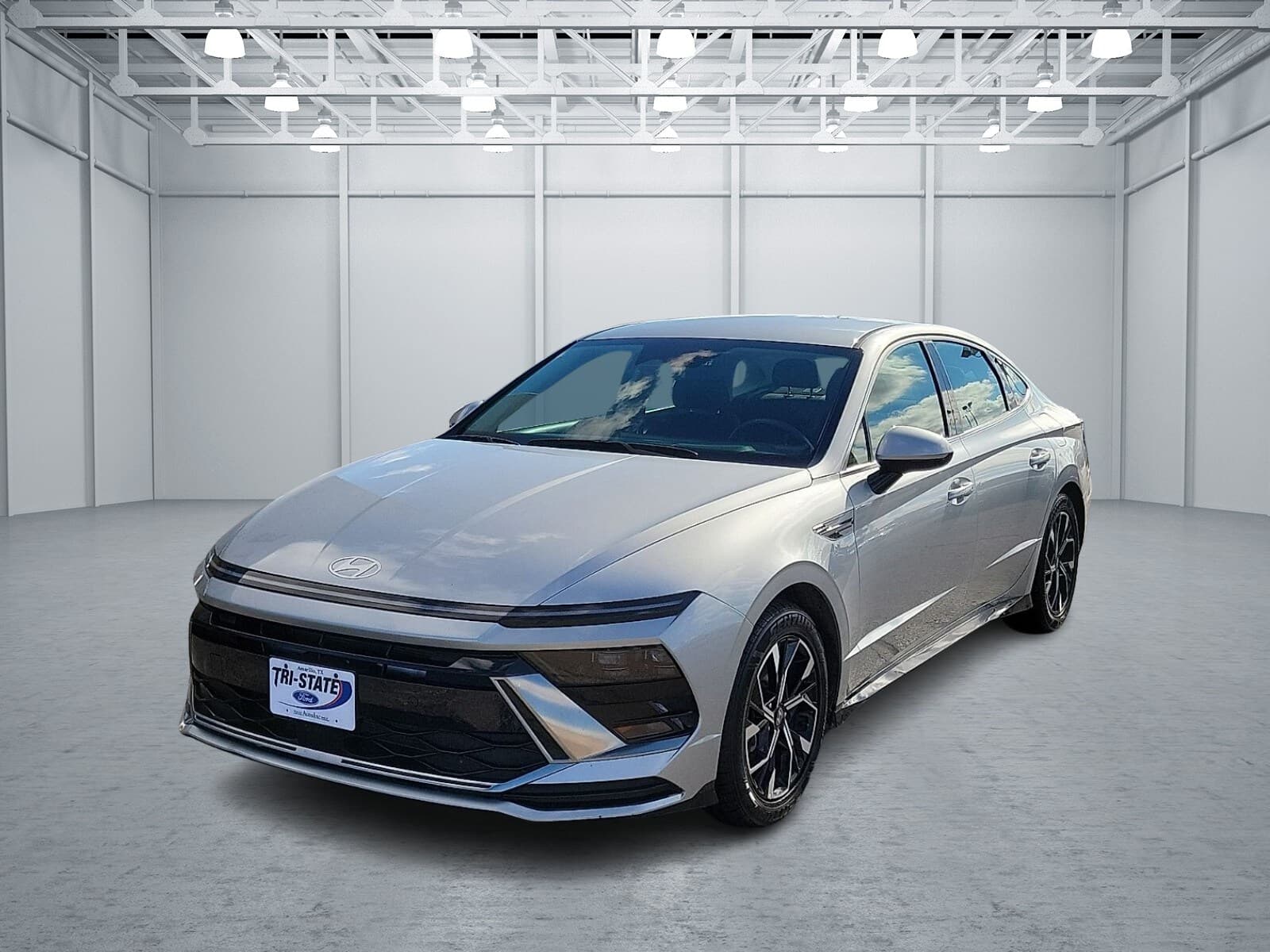2025 Hyundai Sonata SEL — photo 1 of 20