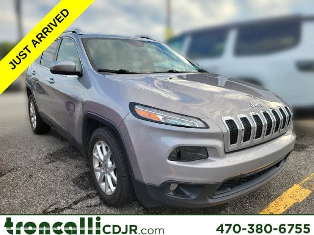2015 Jeep Cherokee Latitude — photo 1 of 10