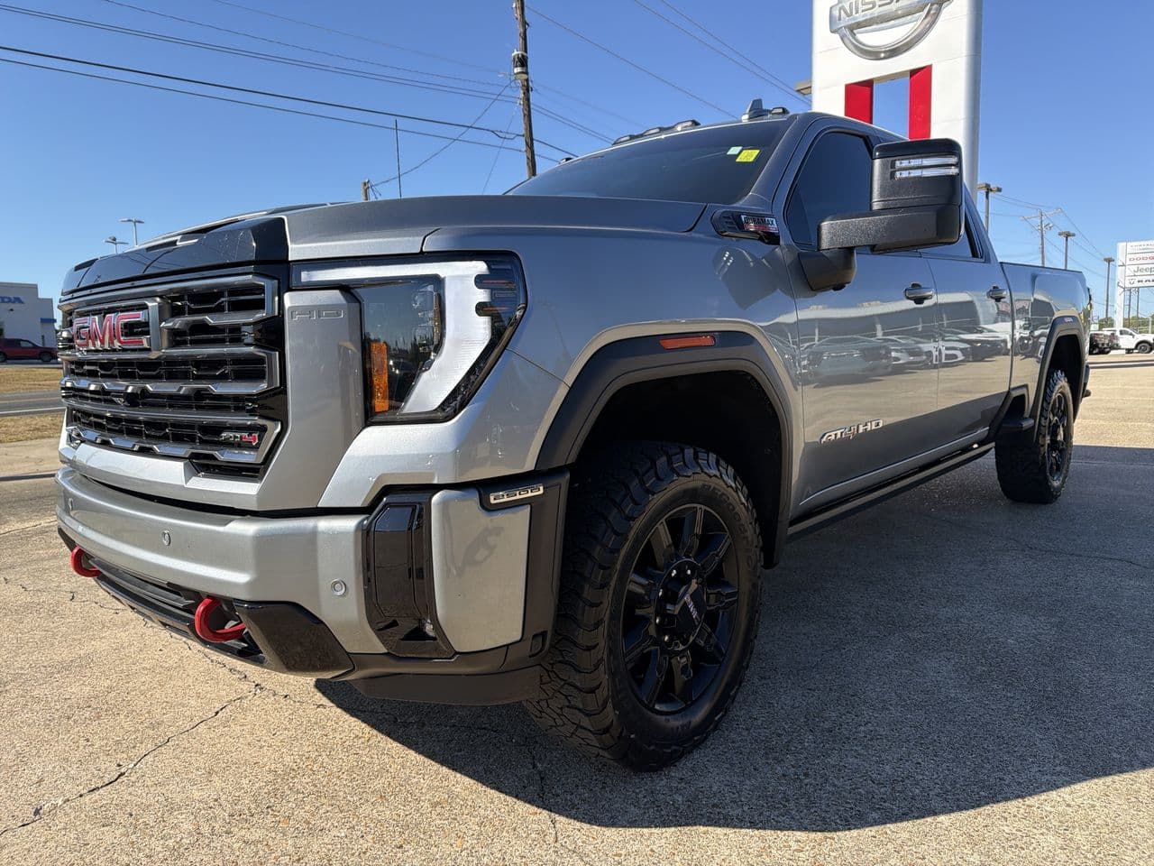 2025 GMC Sierra 2500HD Base — photo 1 of 31