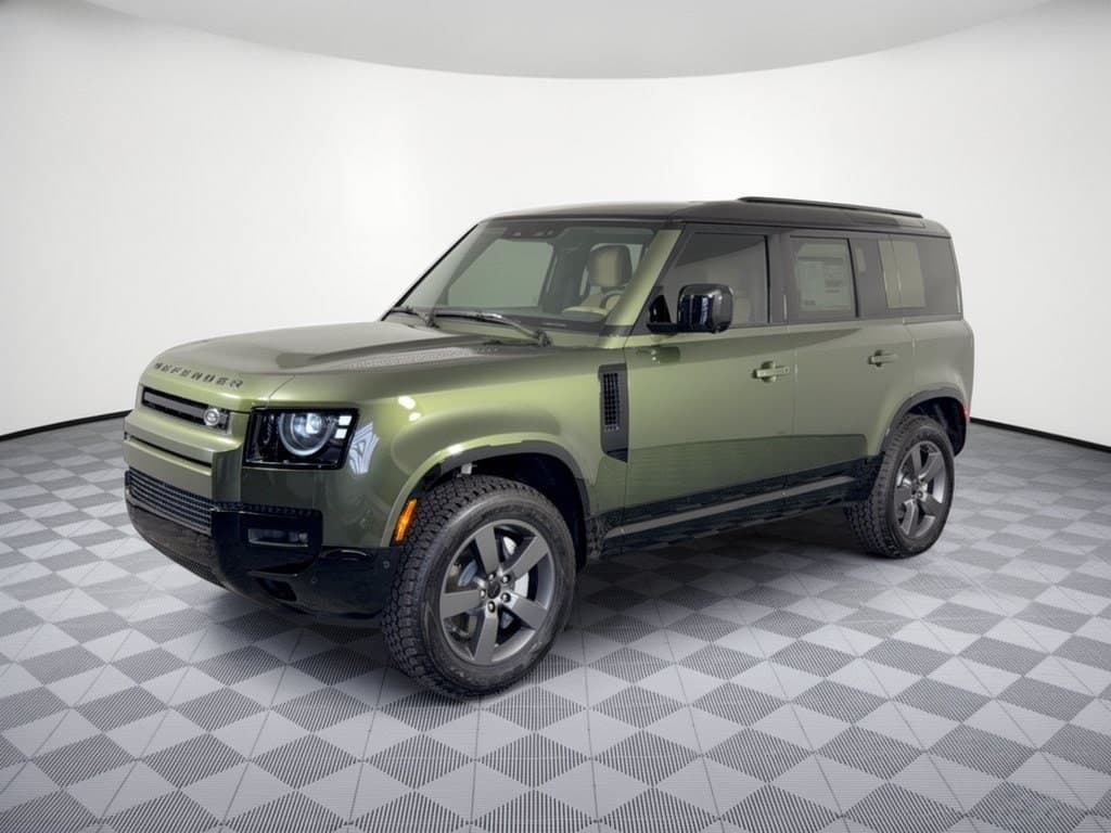 2026 Land Rover Defender X-Dynamic SE — photo 1 of 32