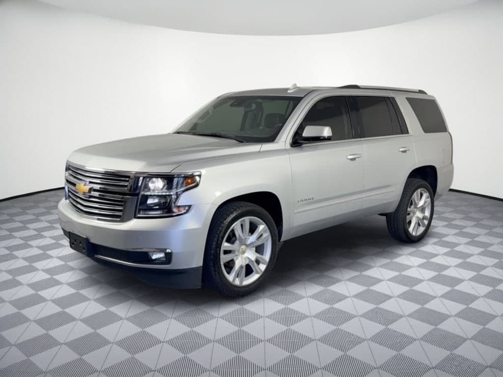 2019 Chevrolet Tahoe Premier — photo 1 of 34