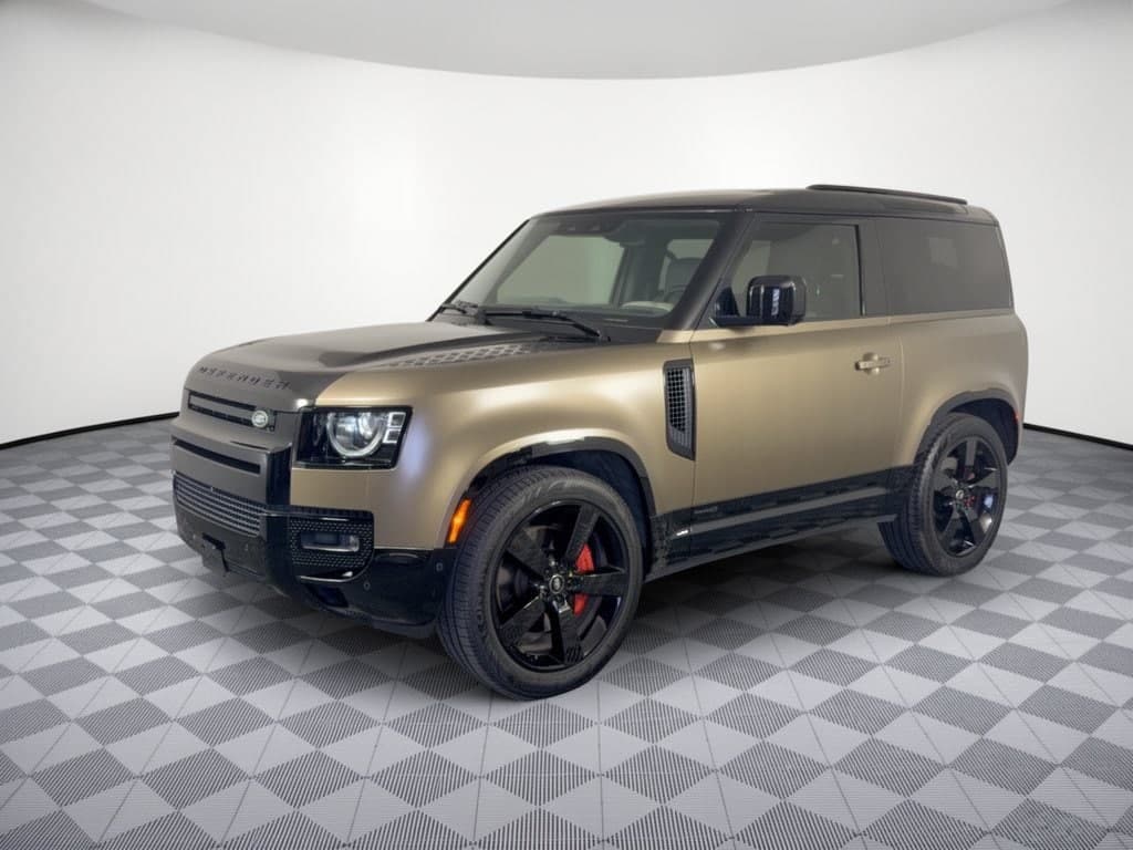 2023 Land Rover Defender X — photo 1 of 34