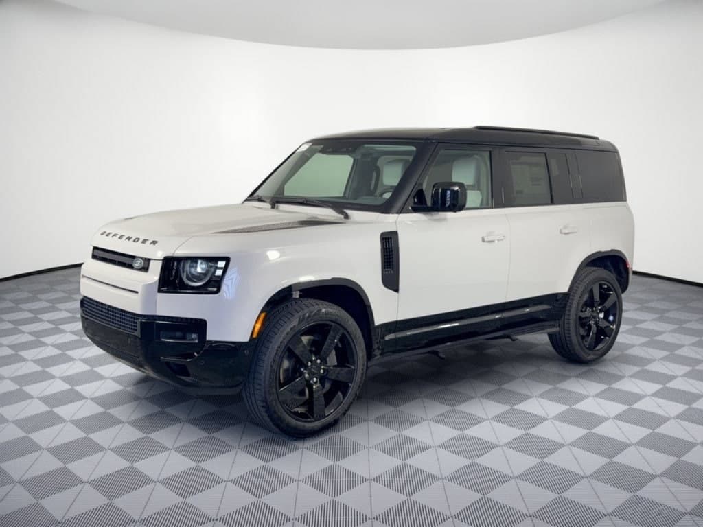 2026 Land Rover Defender X-Dynamic SE — photo 1 of 31