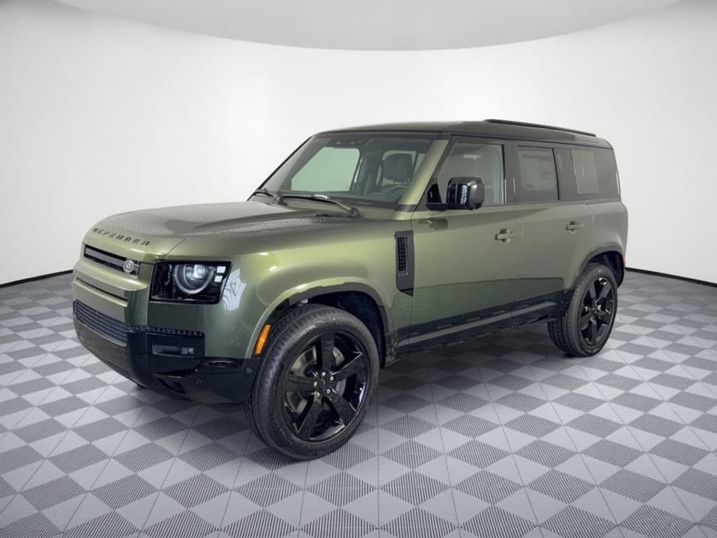 2026 Land Rover Defender X-Dynamic SE — photo 1 of 31