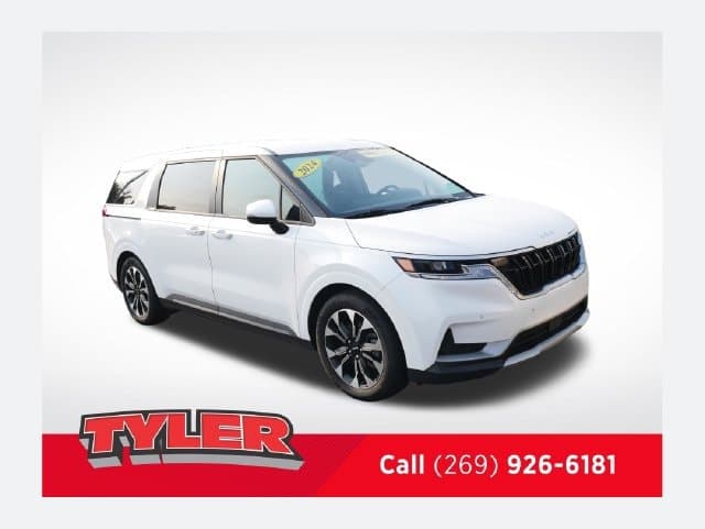 2024 Kia Carnival EX — photo 1 of 50