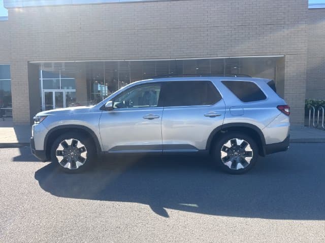 2026 Honda Pilot Elite — photo 1 of 21