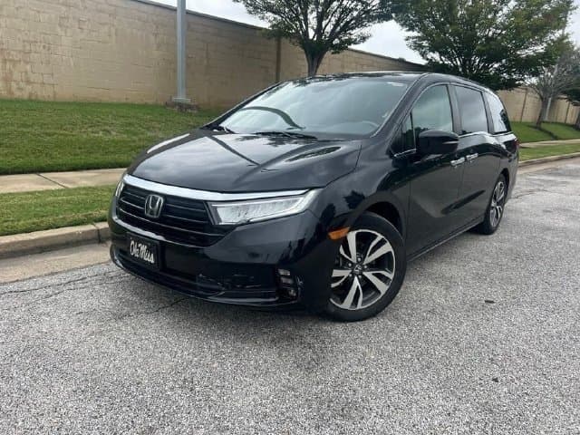 2021 Honda Odyssey Touring — photo 1 of 5
