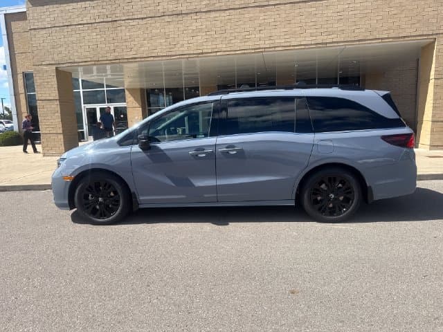 2027 Honda Odyssey Sport-L — photo 1 of 20
