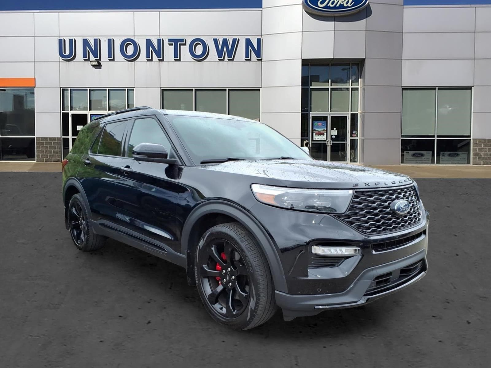 2023 Ford Explorer ST — photo 1 of 20
