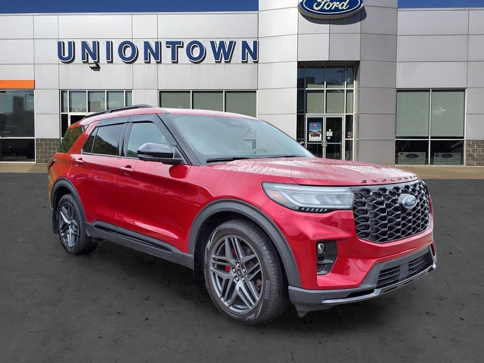 2025 Ford Explorer ST — photo 1 of 20