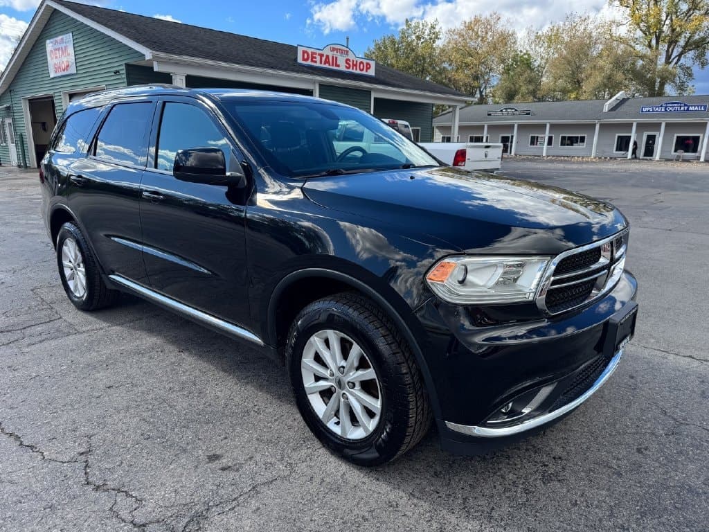 2019 Dodge Durango SXT Plus — photo 1 of 43