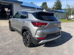 Extra Photo