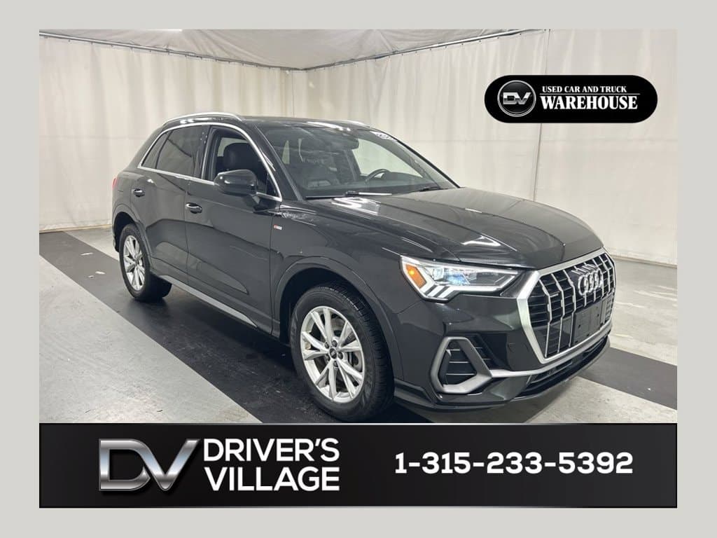 2022 Audi Q3 Premium Plus — photo 1 of 24