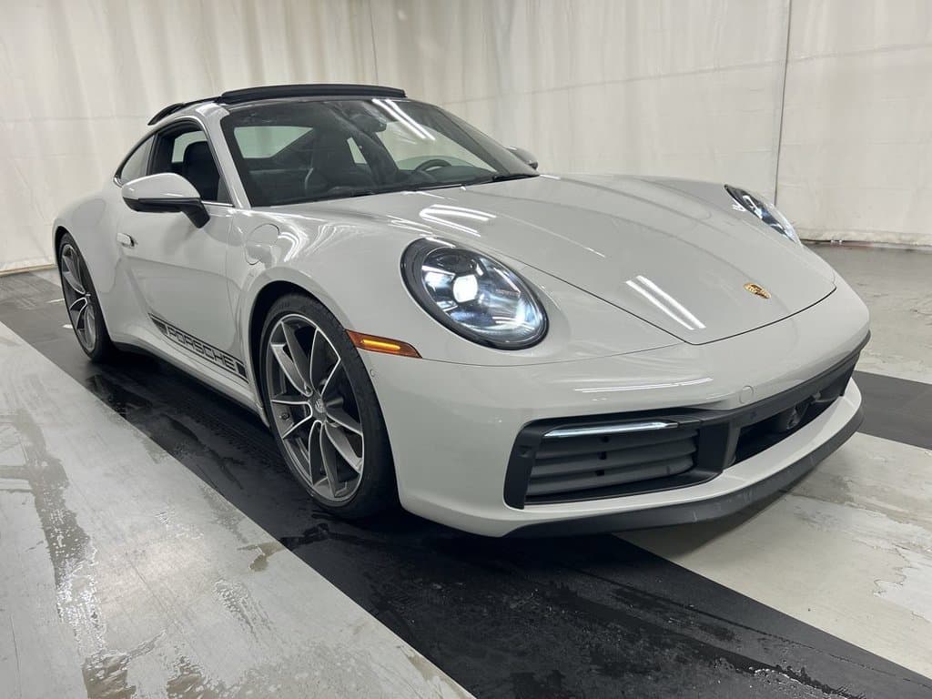 2024 Porsche 911 Carrera 4S — photo 1 of 25