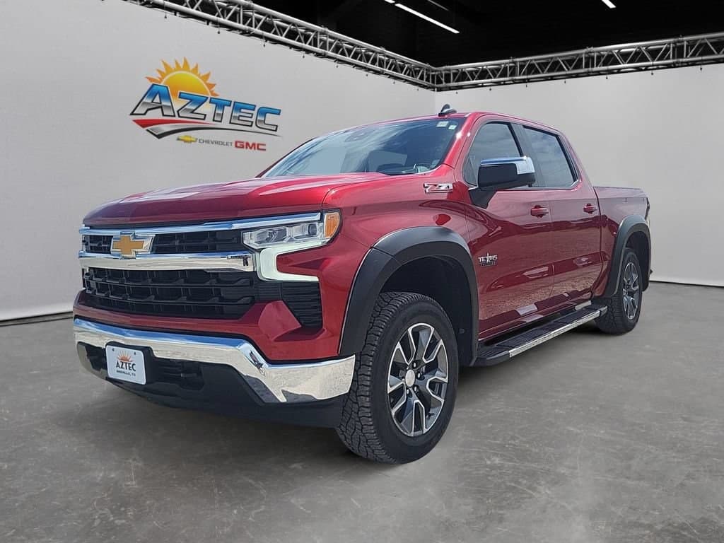 2024 Chevrolet Silverado 1500 LT — photo 1 of 24