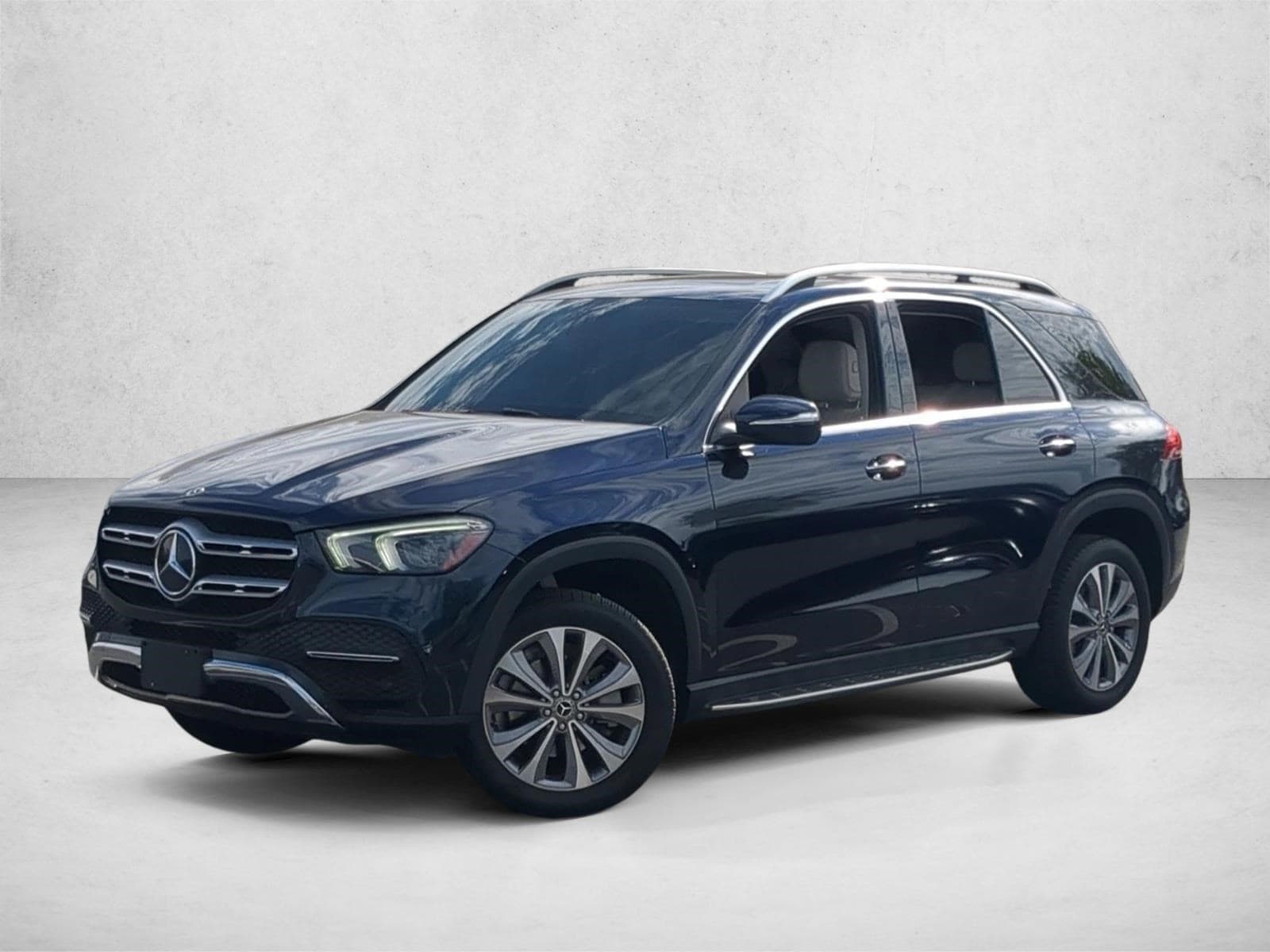 2021 Mercedes-Benz GLE Base — photo 1 of 16