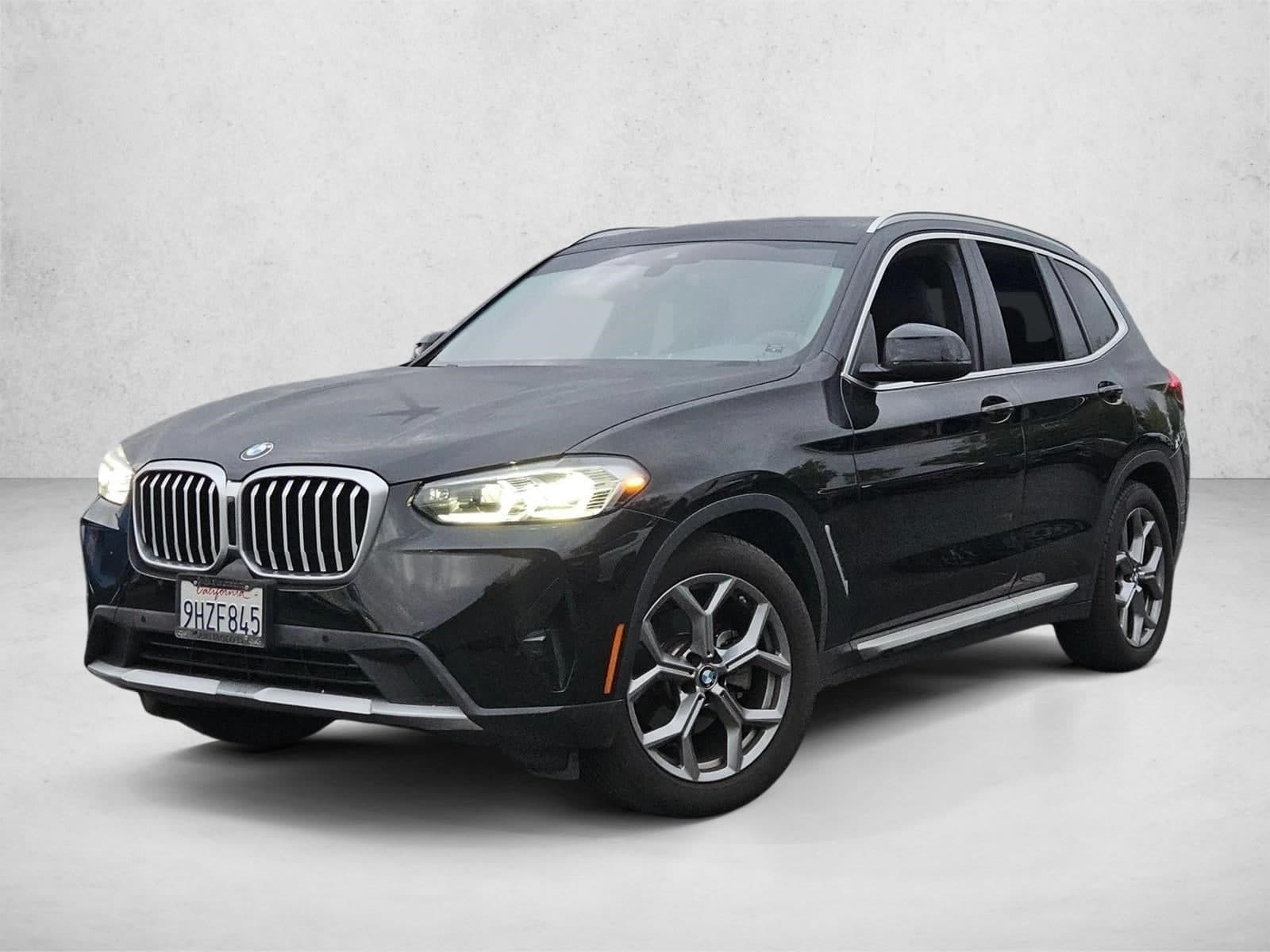 2024 BMW X3 sDrive30i — photo 1 of 15