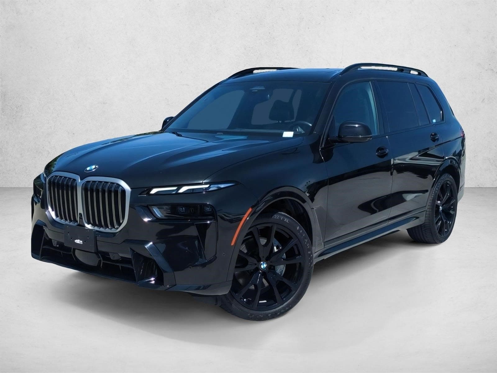 2023 BMW X7 xDrive40i — photo 1 of 30