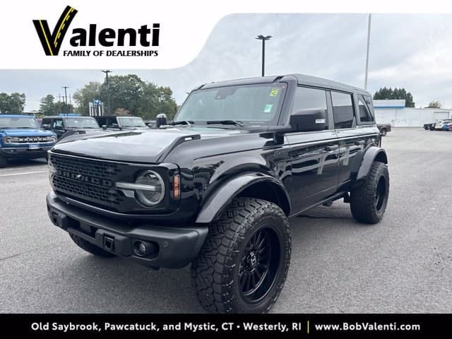 2022 Ford Bronco Base — photo 1 of 24