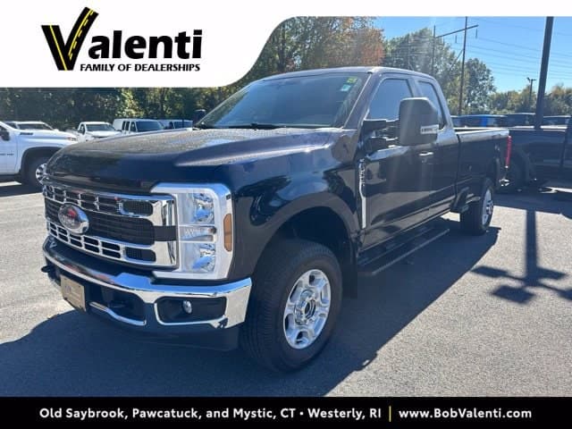 2025 Ford Super Duty F-250 SRW Base — photo 1 of 19
