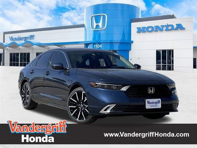 2026 Honda Accord Hybrid Touring — photo 1 of 24